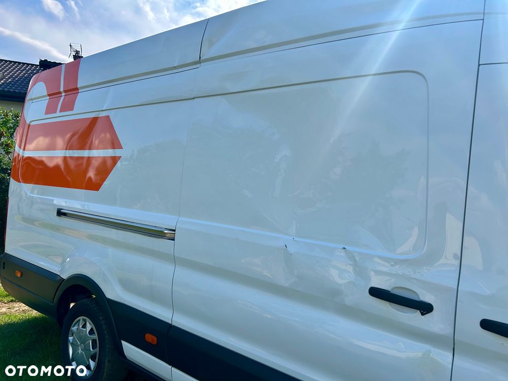 Ford Transit - 25