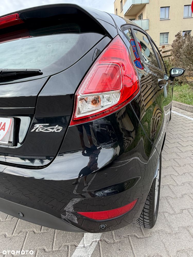 Ford Fiesta 1.25 Platinium X - 22
