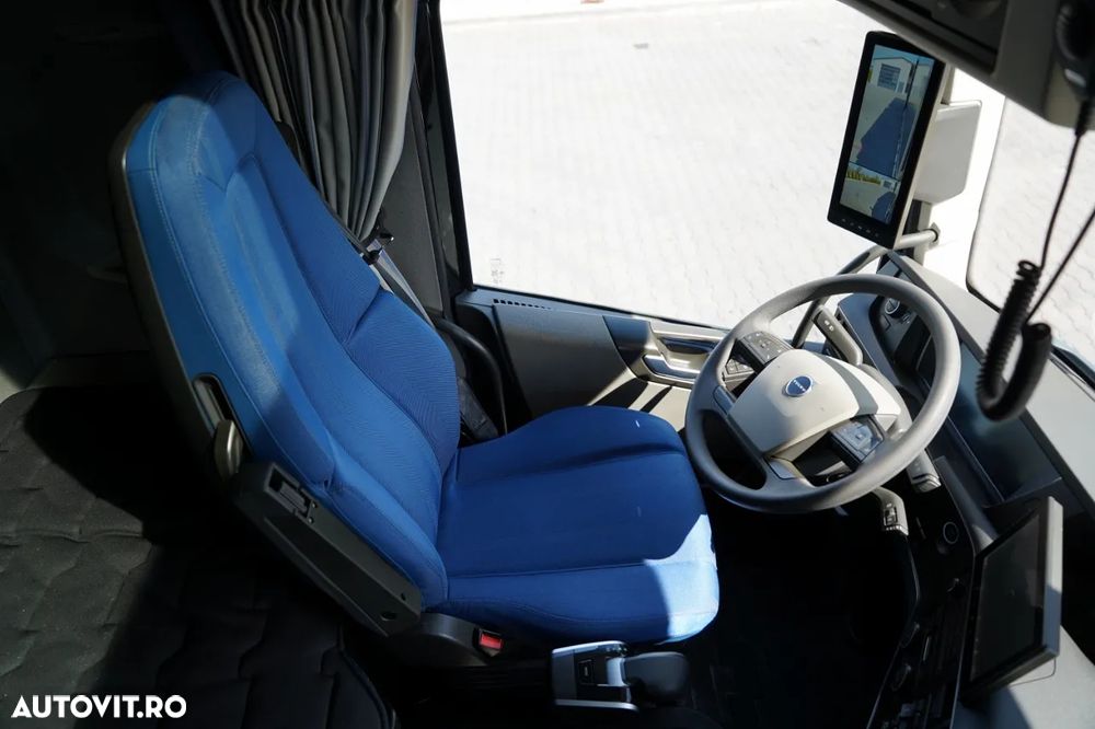 Volvo FH 500 / COMBINAT TANDEM / 120 M3 / TRANSIT / I-SAVE / AER CONDIȚIONAT PARCARE / DIRECȚIE PUNTE RIDICATĂ / ȘINCĂLĂTORI CAMION / WECON / 2025 - 32