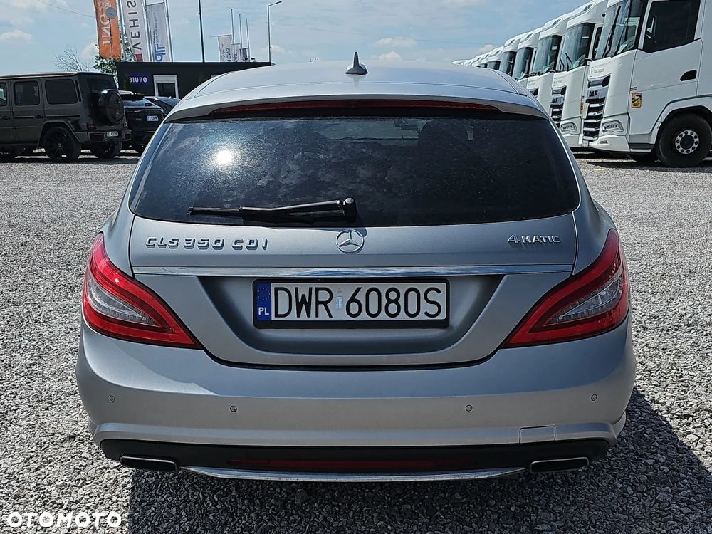 Mercedes-Benz CLS - 7