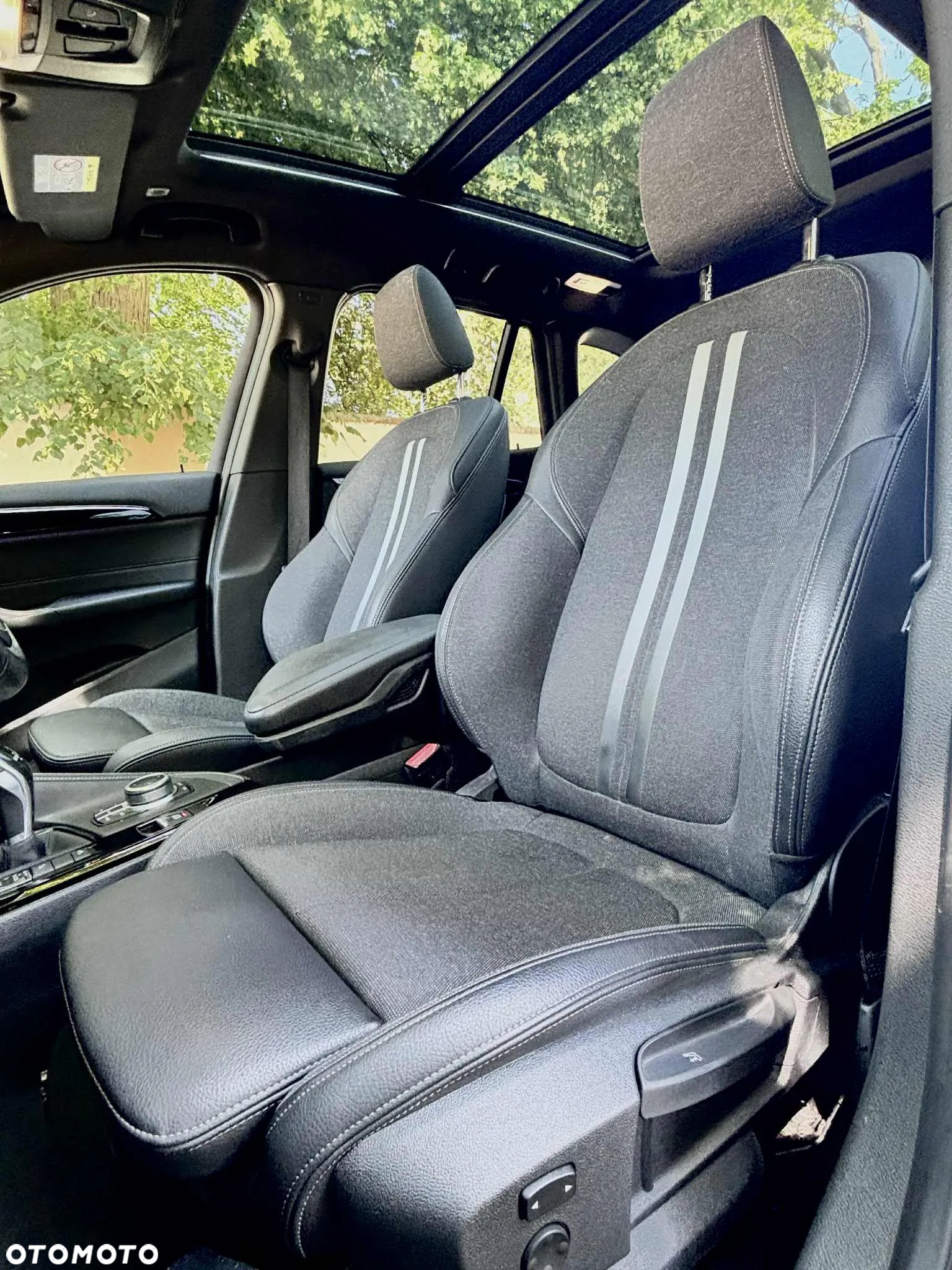 BMW X1 xDrive20i - 11