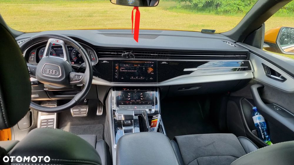 Audi Q8 - 9