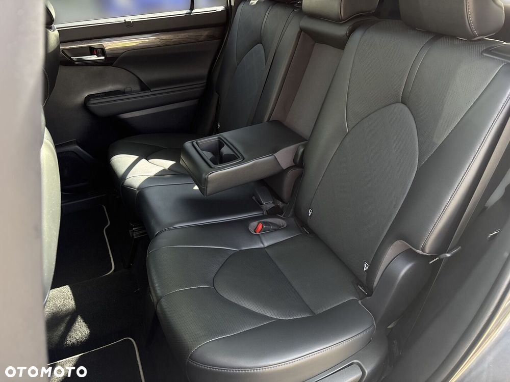 Toyota Highlander - 22