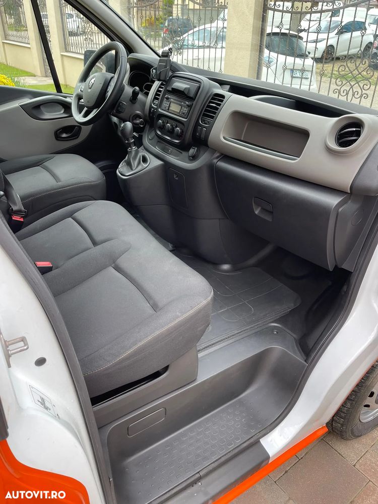 Renault Trafic - 6