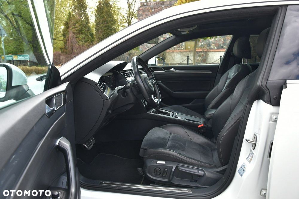 Volkswagen Arteon 2.0 TDI R-Line DSG - 22