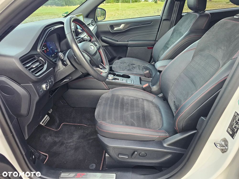 Ford Kuga - 28