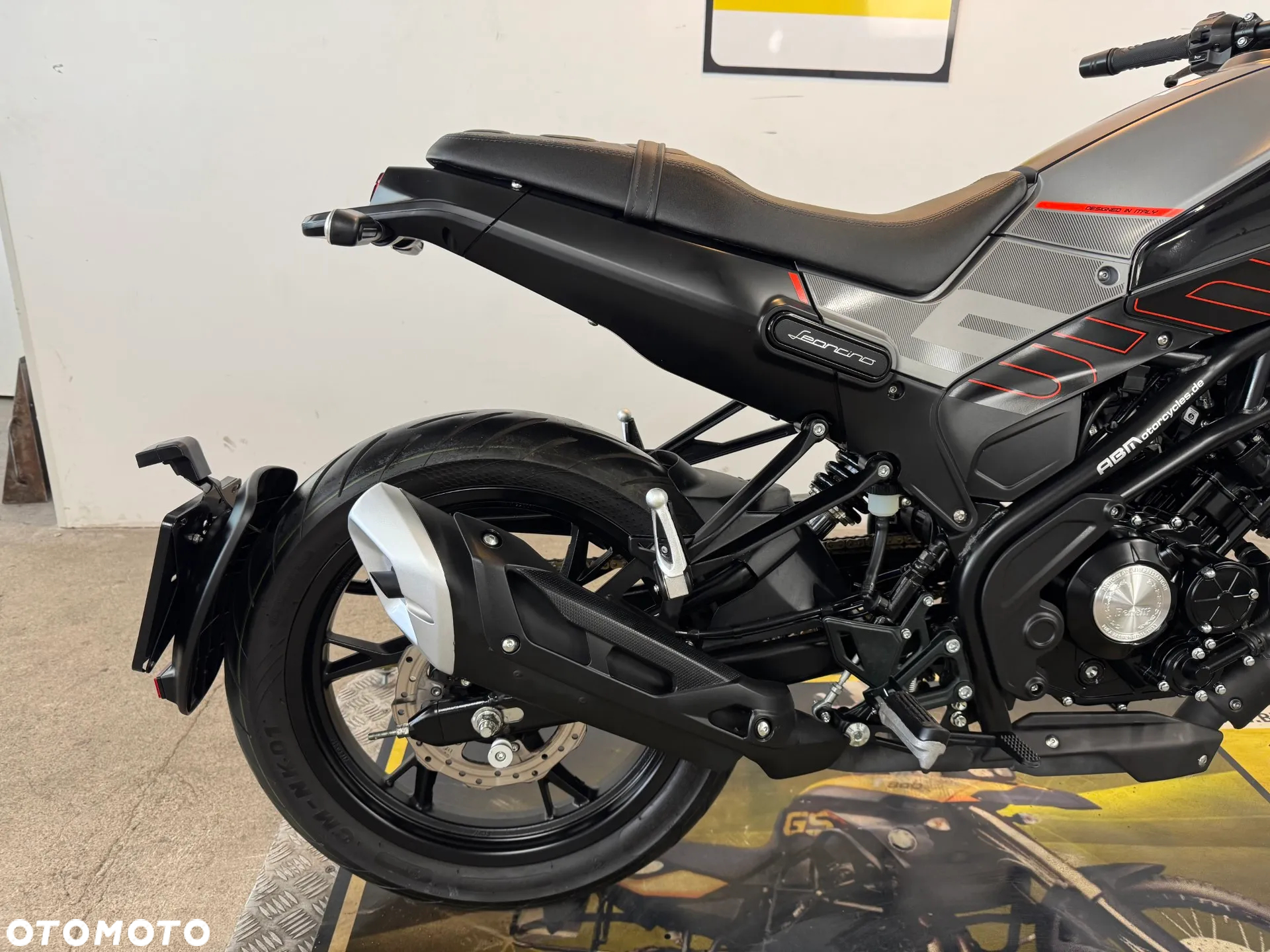 Benelli Leoncino - 16