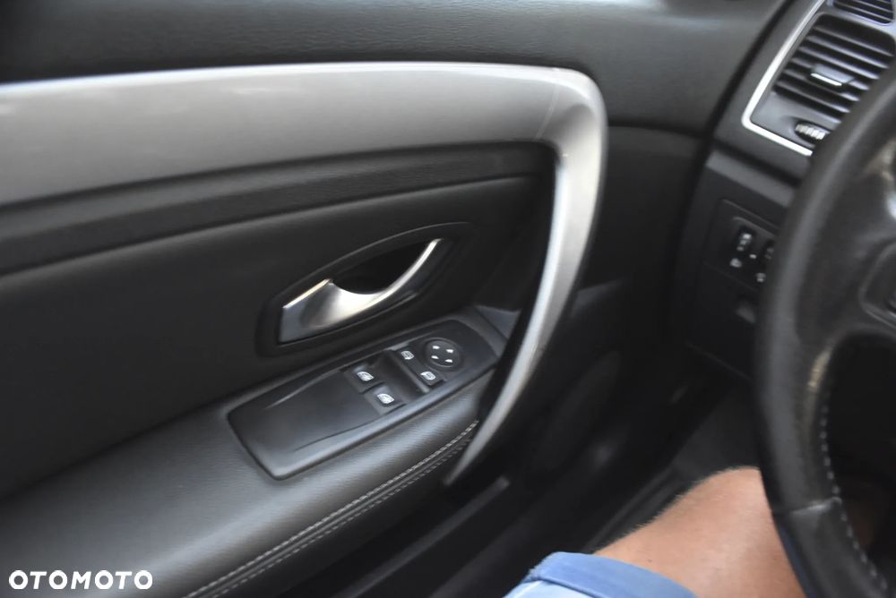Renault Laguna dCi 110 FAP Dynamique - 17