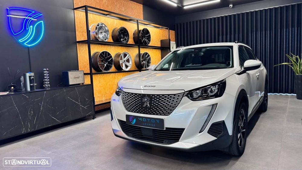 Peugeot e-2008 50 kWh Allure Pack - 1