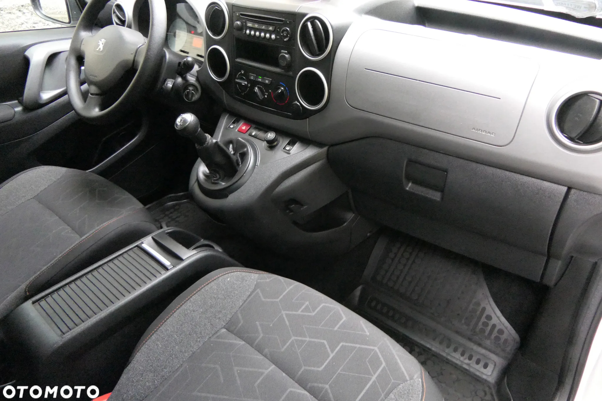 Peugeot Partner 1.6 BlueHDi Active - 16