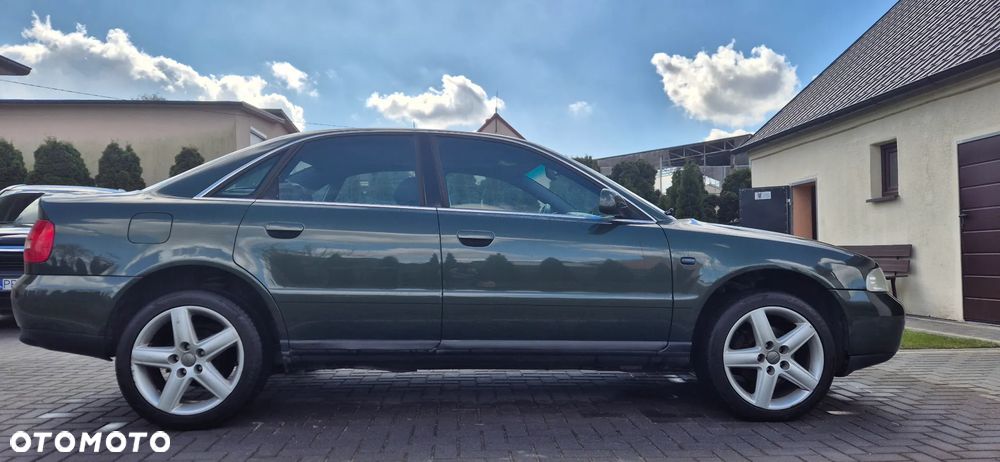 Audi A4 Limousine - 9