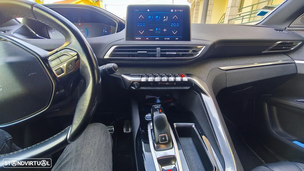 Peugeot 5008 1.5 BlueHDi GT Line J19 EAT8 - 6
