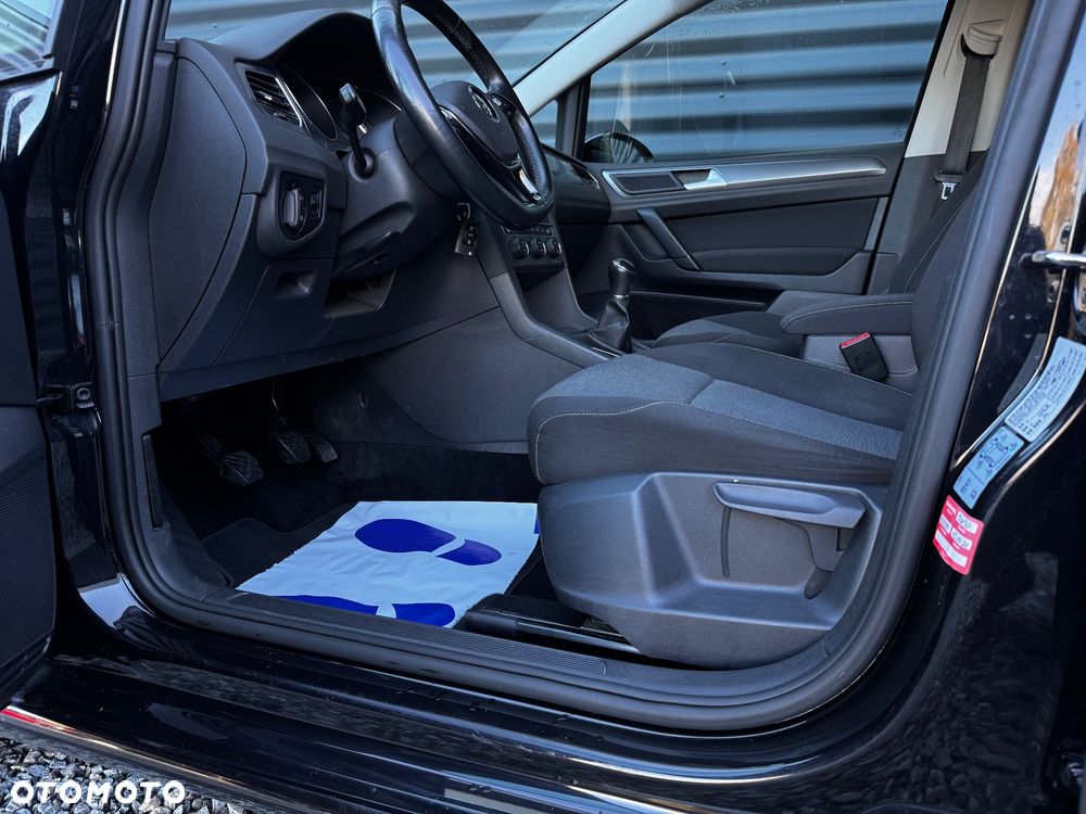 Volkswagen Golf Sportsvan - 38