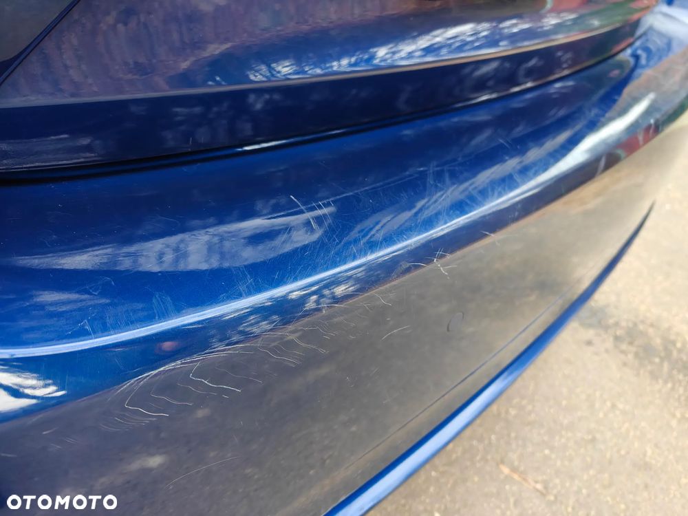 Toyota Avensis 1.8 Selection MS - 25