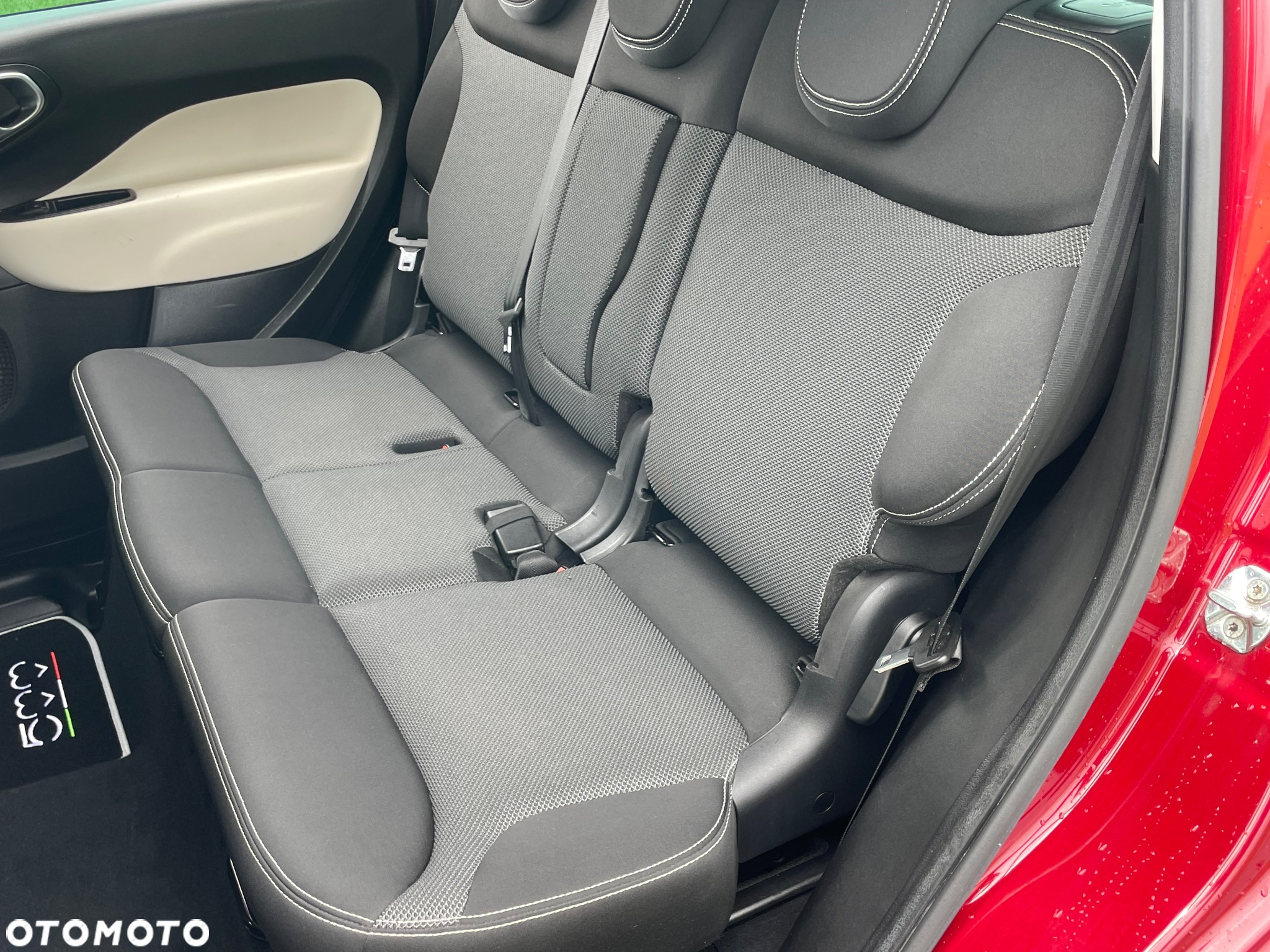 Fiat 500L 1.4 T-Jet 16V Urban Edition - 24
