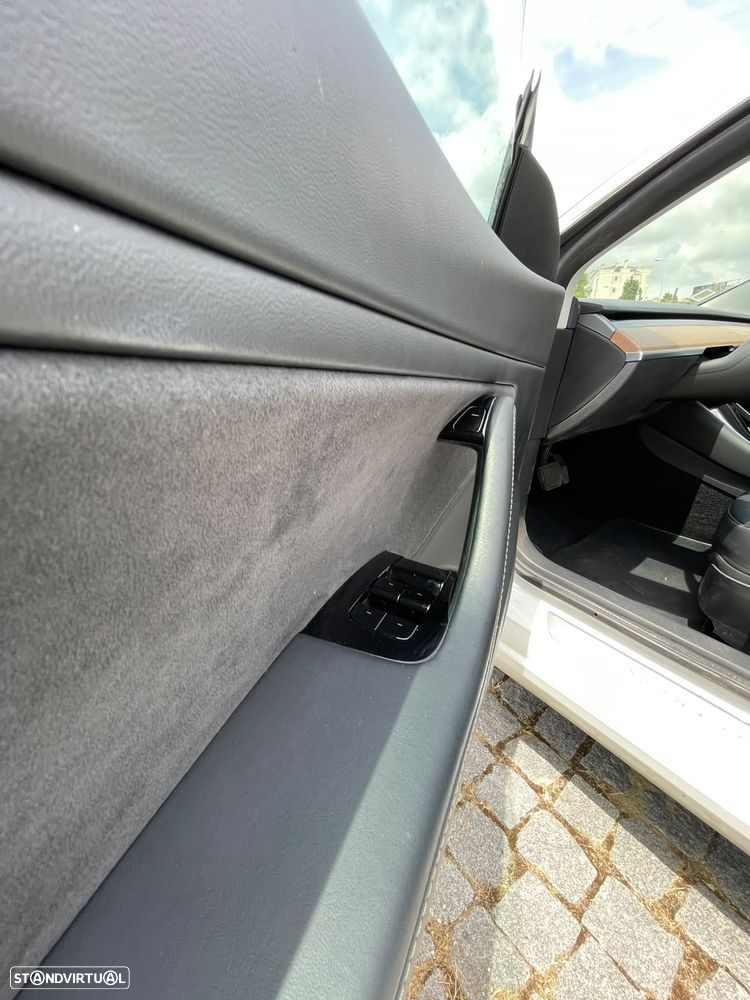 Tesla Model 3 Long Range Tração Integral - 26