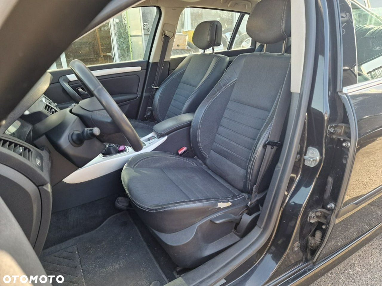 Renault Laguna dCi 150 FAP Dynamique - 6