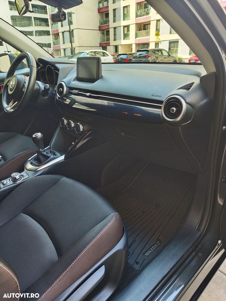 Mazda 2 G90 Takumi - 8