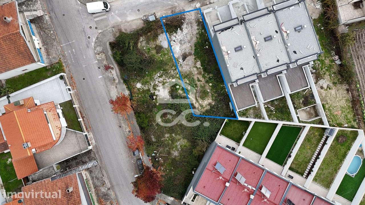 Lote para construção de uma moradia unifamiliar em banda com dois piso - Grande imagem: 5/8