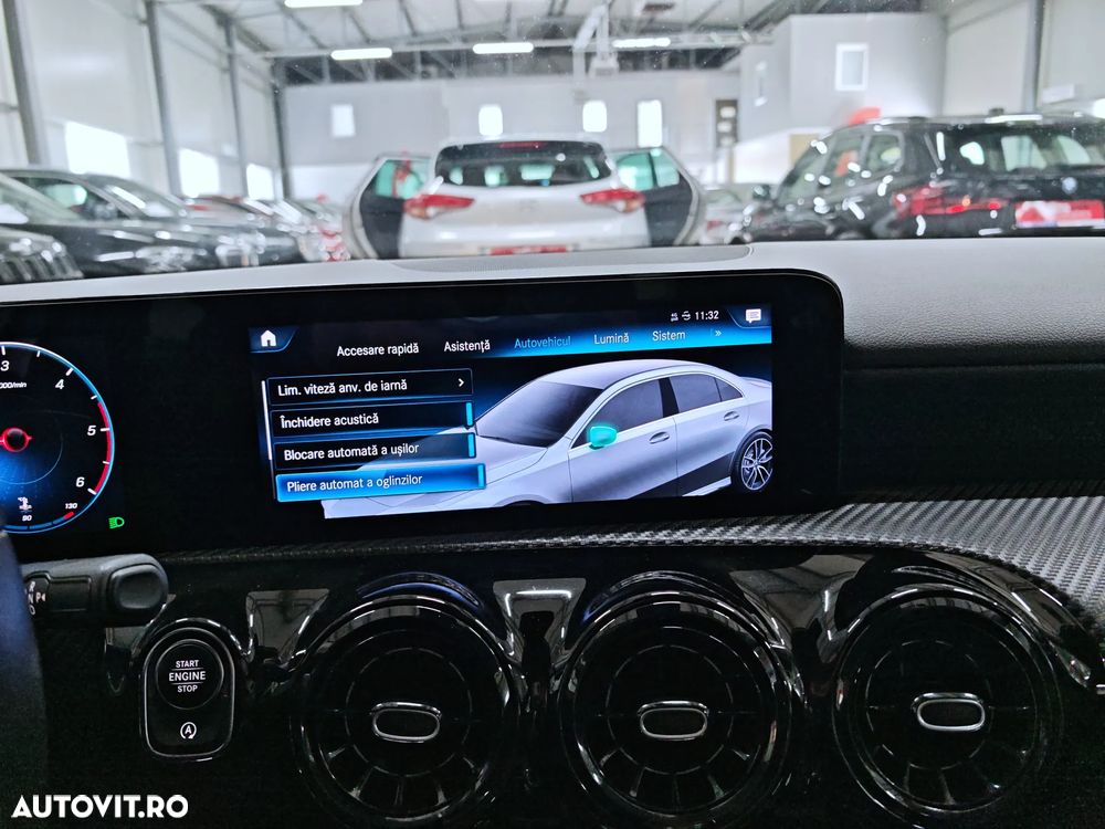 Mercedes-Benz A 180 d Sedan 7G-DCT - 15