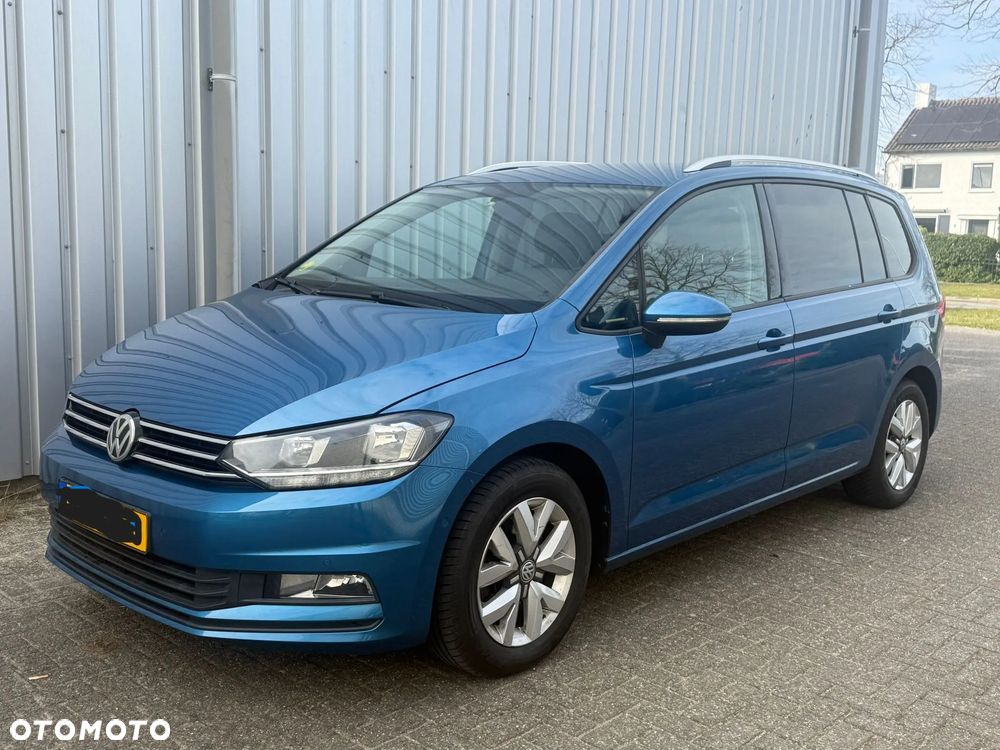 Volkswagen Touran 1.6 TDI SCR BlueMotion Technology DSG Comfortline - 1