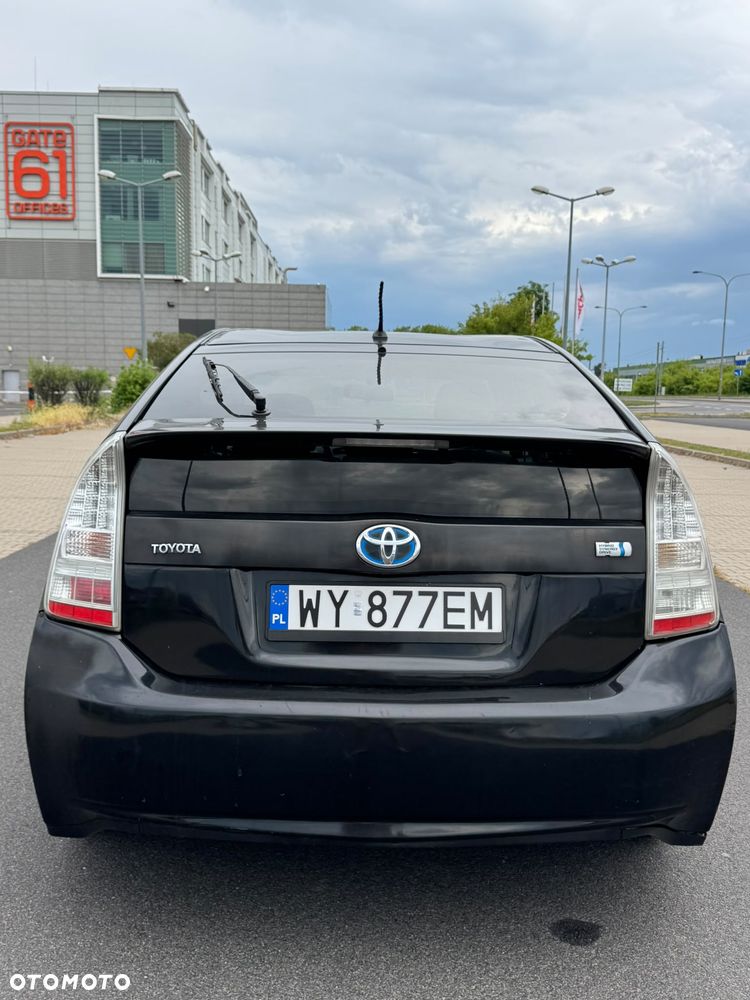 Toyota Prius 1.8 HSD Sol - 6