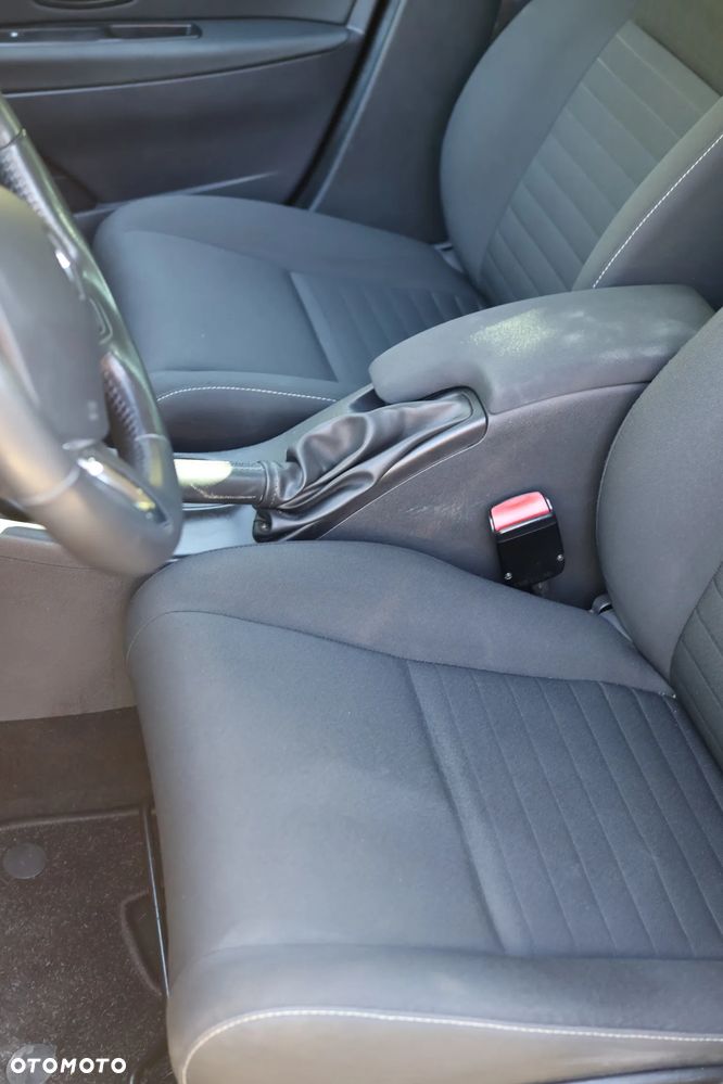 Renault Megane 1.6 16V Limited - 11