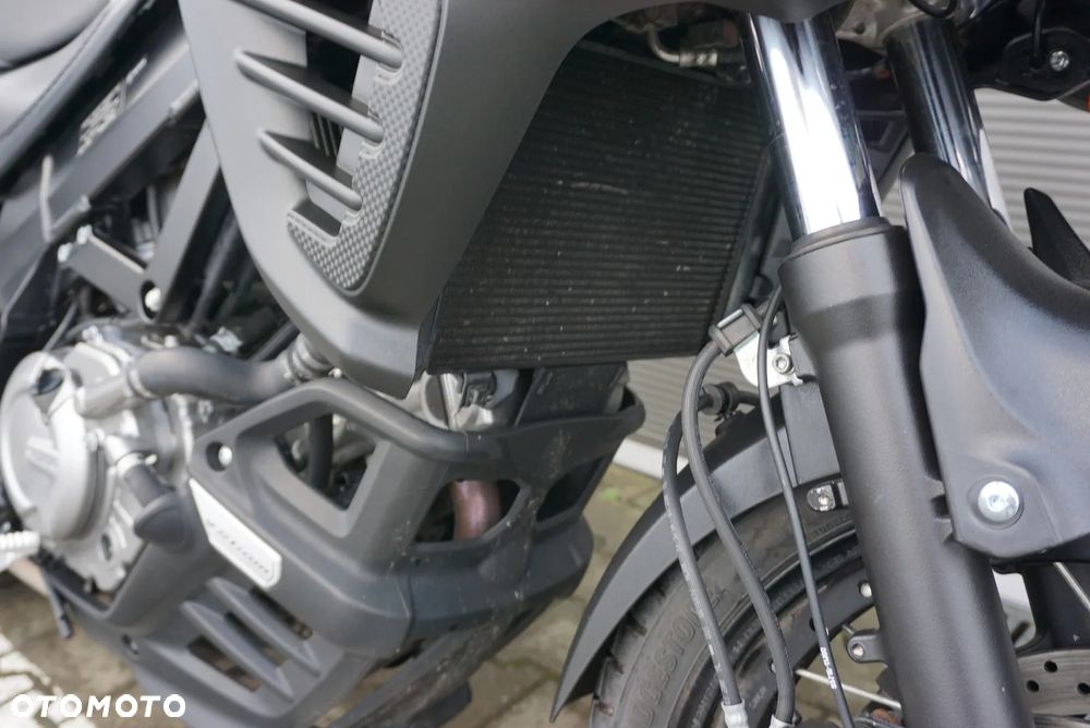 Suzuki V-STROM - 9