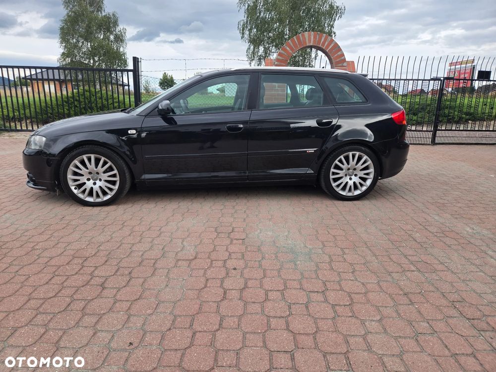 Audi A3 Sportback 2.0 TDI DPF quattro S line Sportpaket (plus) - 4