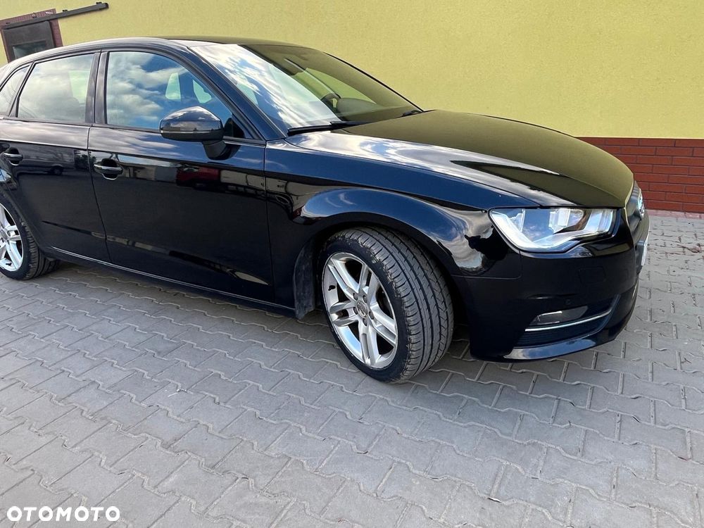 Audi A3 Sportback 2.0 TDI Attraction - 5
