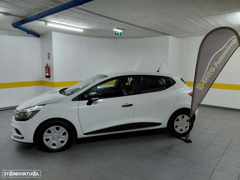Renault Clio 1.5 DCi Van Iva Dedutível - 9