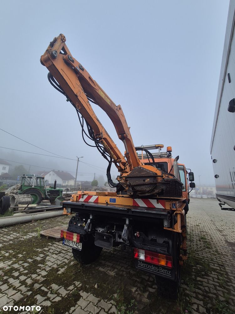 Unimog U 300 - 5