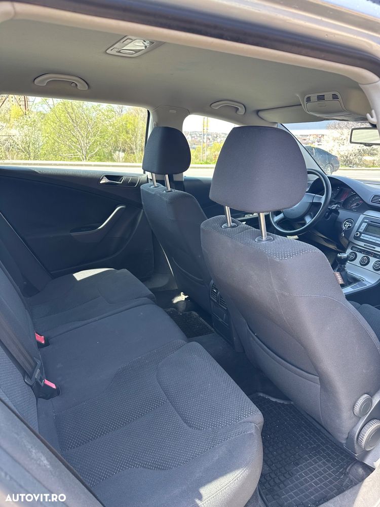 Volkswagen Passat 2.0 TDI DPF Comfortline - 4