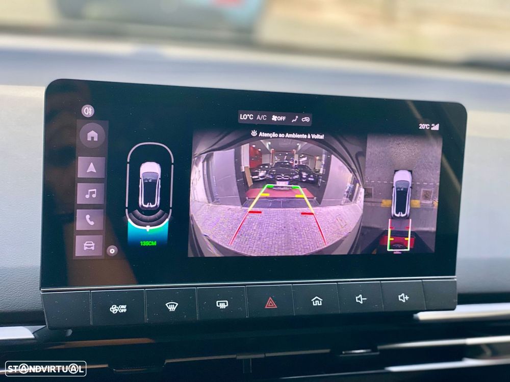 MG MG4 64 kWh Luxury - 21