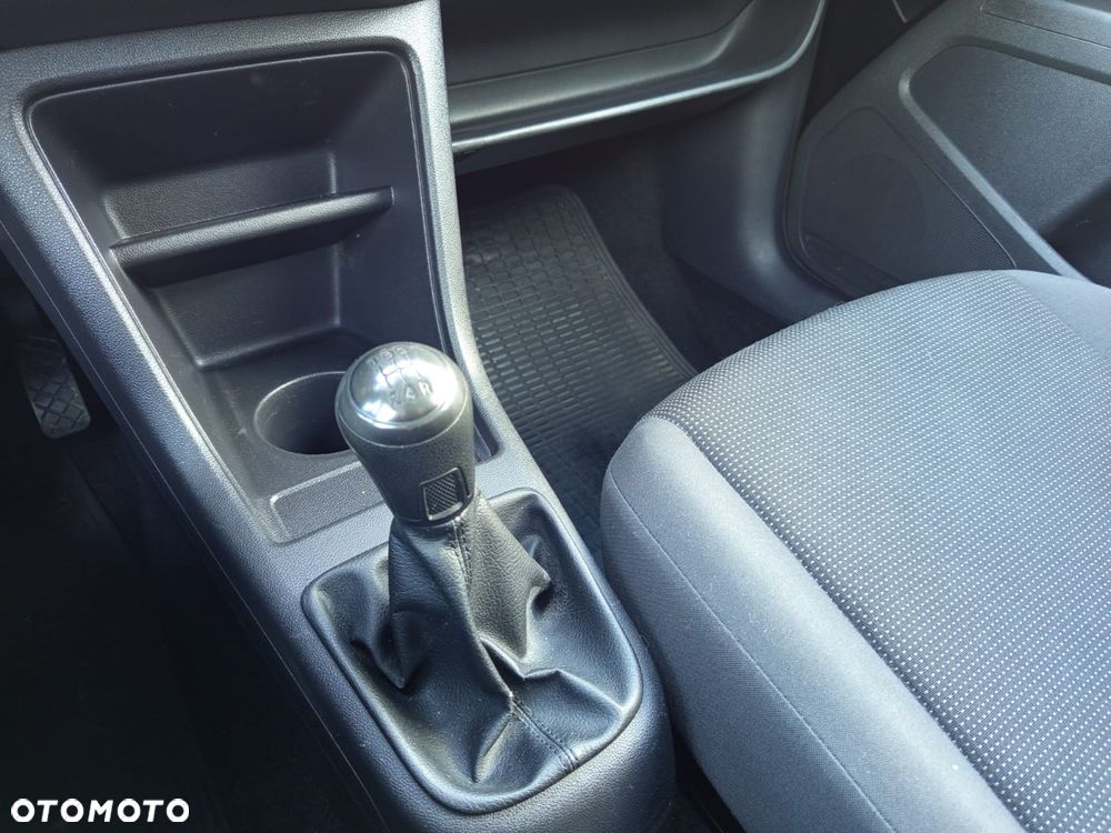 Volkswagen up! black - 16