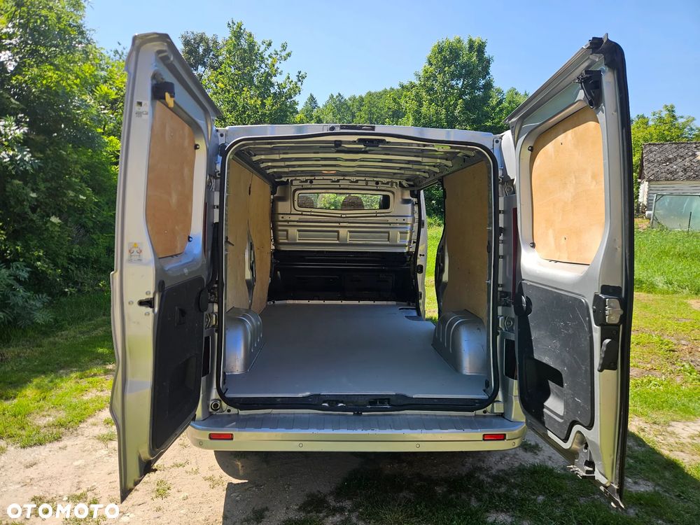 Opel Vivaro - 9