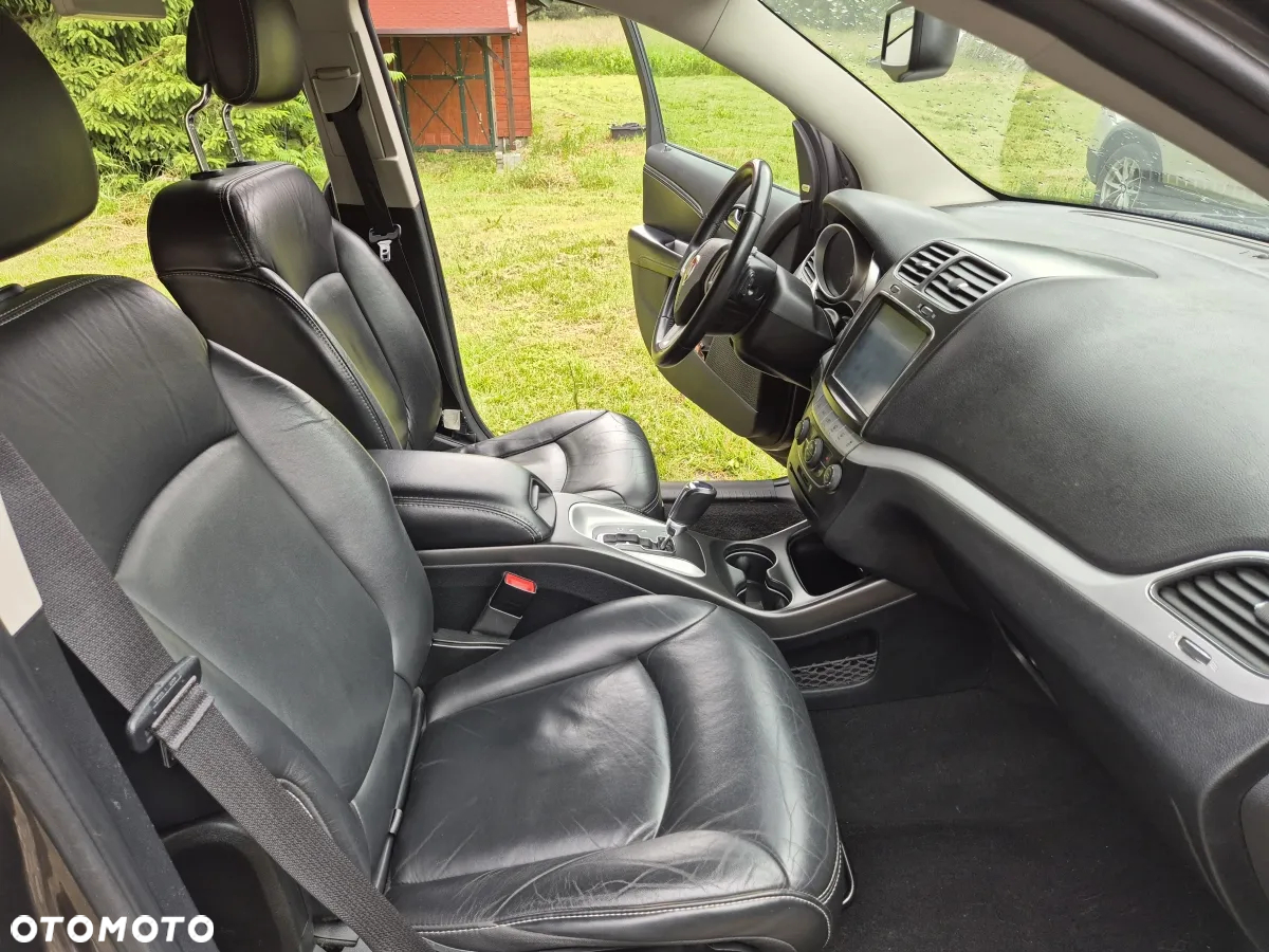 Fiat Freemont 2.0 Multijet Lounge AWD - 12