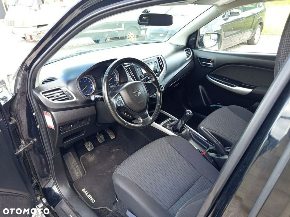 Suzuki Baleno 1.2 Dualjet Basic - 5
