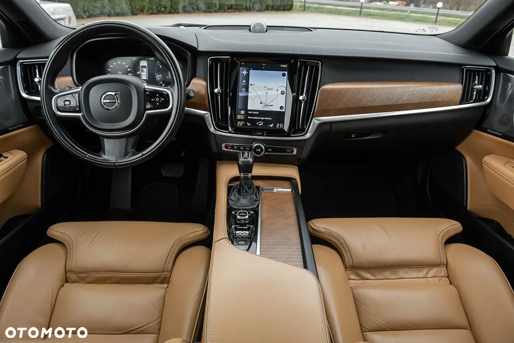 Volvo V90 D5 AWD Geartronic Inscription - 6