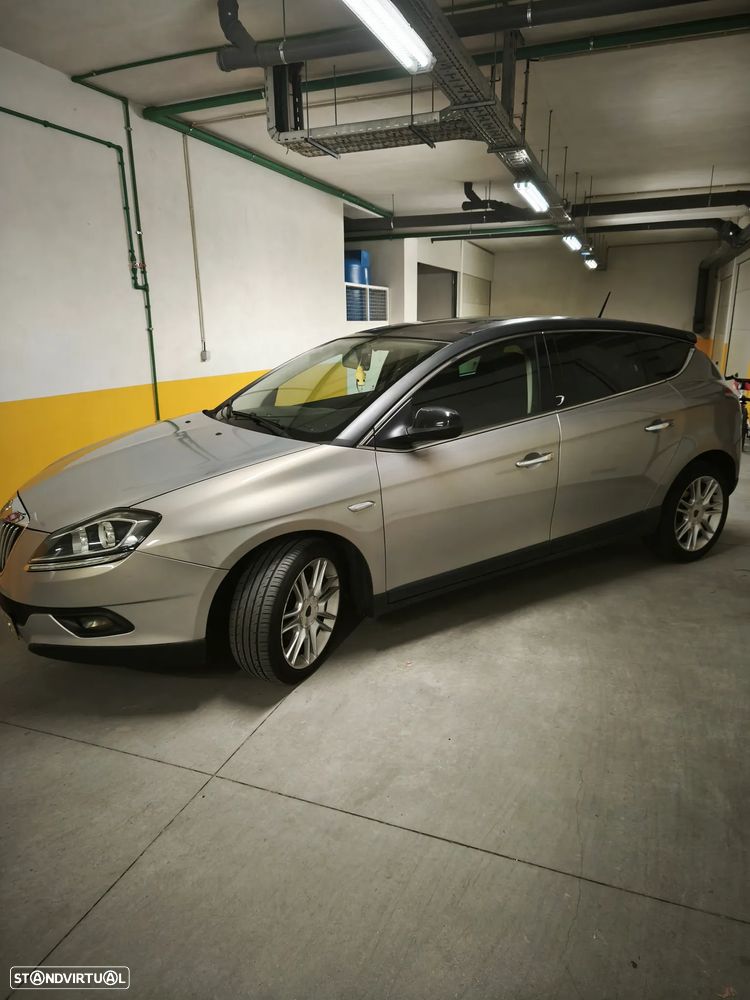 Lancia Delta 1.6 M-Jet Platino - 4