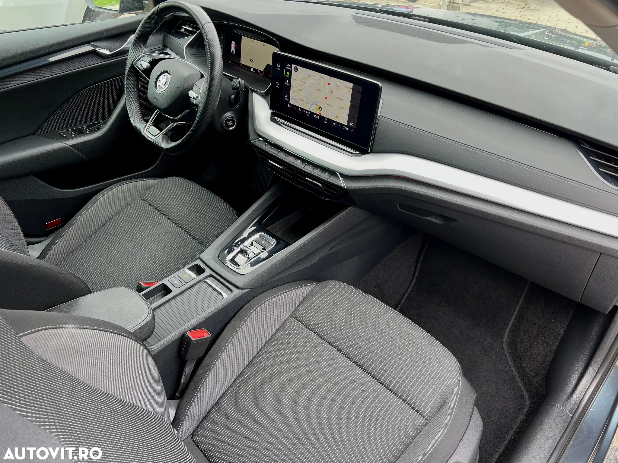 Skoda Octavia Combi 2.0 TDI DSG Ambition - 7