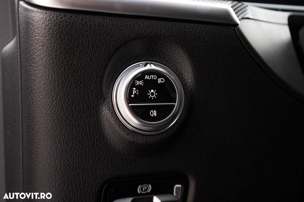 Mercedes-Benz C - 28