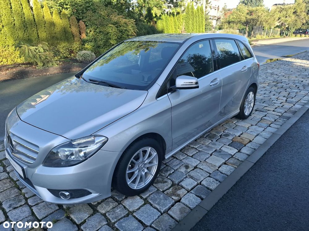 Mercedes-Benz Klasa B 180 - 1