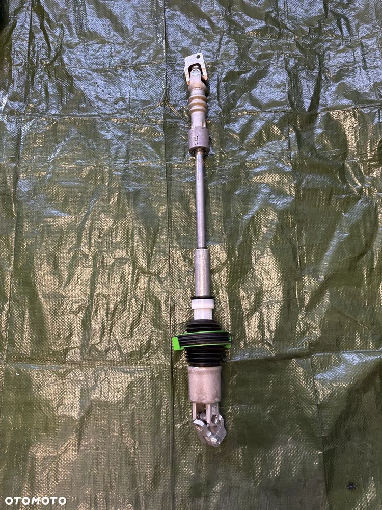 Mercedes C Klasa W206 przegub drążek krzyżak wału kolumny A2064604300 - 2