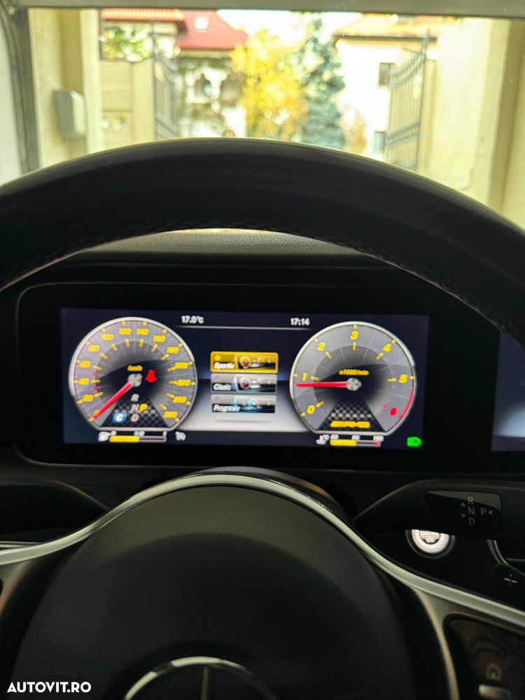 Mercedes-Benz E 220 d 4Matic 9G-TRONIC Avantgarde - 16