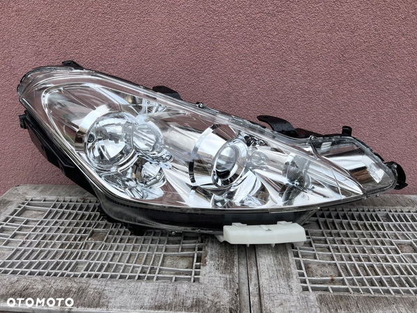 Lampa przednia PEUGEOT 4007 XENON PRAWA EUROPA ORYGINALNA