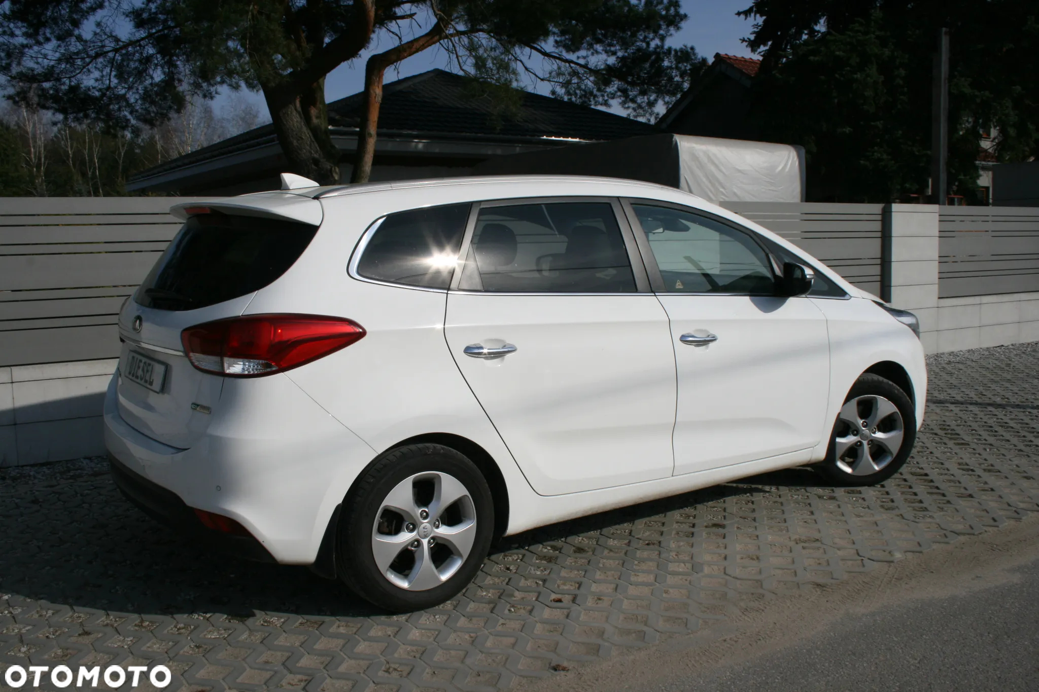 Kia Carens 1.6 GDI S 7os EU6 - 4
