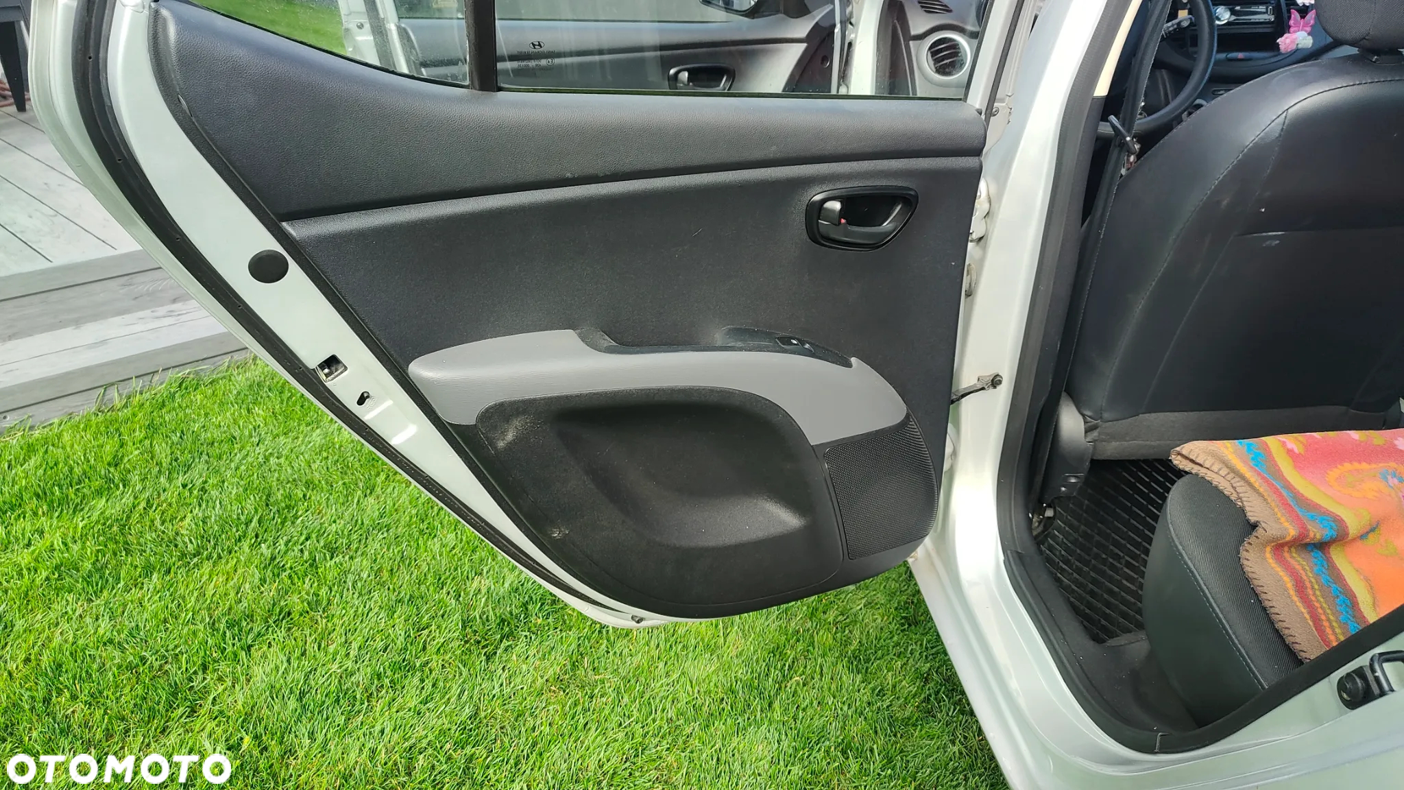 Hyundai i10 1.1 FIFA WM Edition - 5