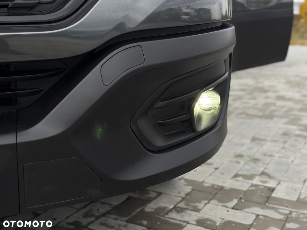 Iveco Daily 35S18 3.0 HPI 180KM / 2021 Rok / Kontener 4,5m / Reflektory LED / Zarejestrowany w PL - 19