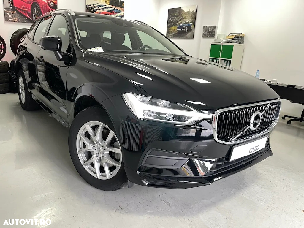 Volvo XC 60 B4 MHEV AWD Momentum - 3